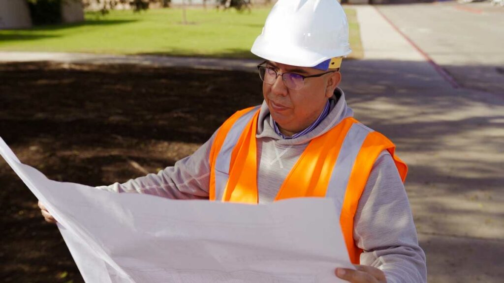 umo man construction worker