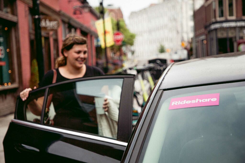 woman using umo rideshare